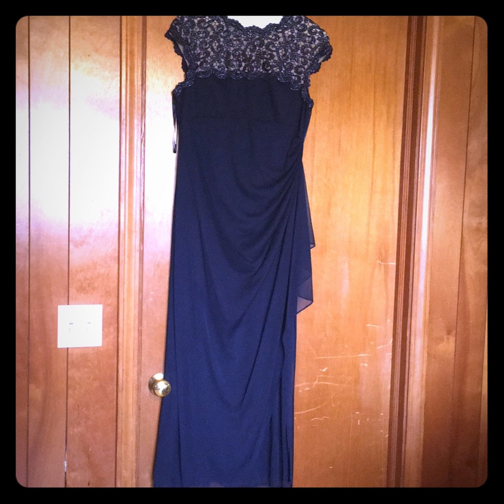 Full-Length Cap Sleeve Evening Gown Lace & Chiffon